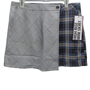 Almost Famous two-tone miniskirt NWT